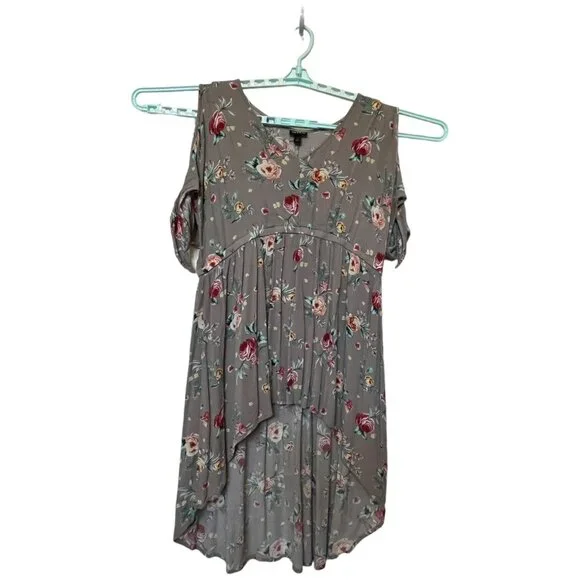 Torrid Floral High-Low Top Dress Size 1 100% Rayon Gray Red & Yellow Flowers - Picture 14 of 15